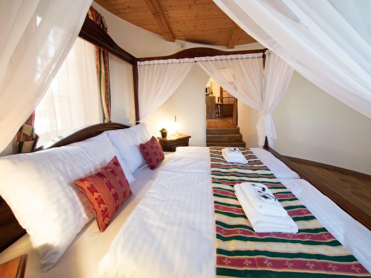 Residence Safari Resort - Chateau Borovany  エクステリア 写真