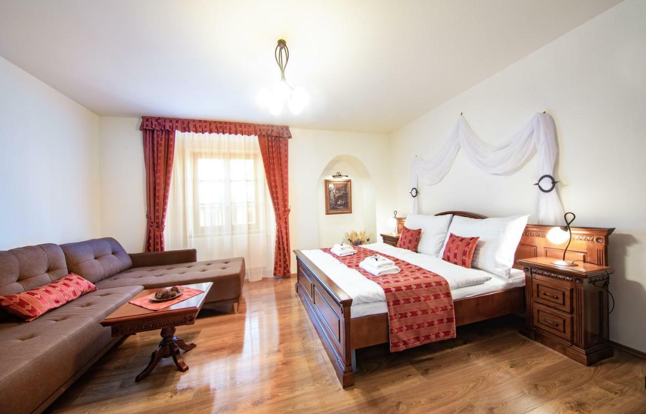 Residence Safari Resort - Chateau Borovany  エクステリア 写真
