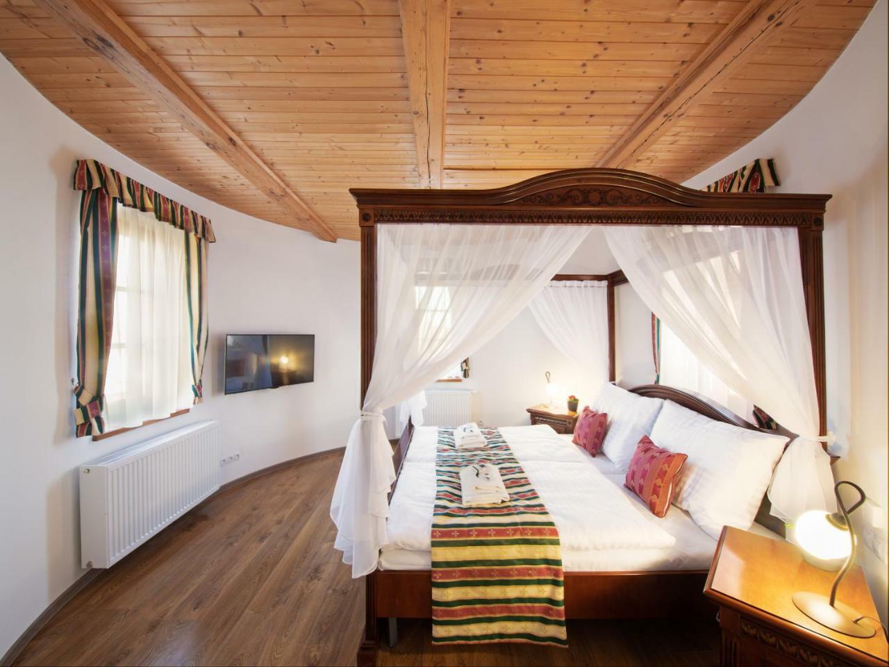 Residence Safari Resort - Chateau Borovany  エクステリア 写真